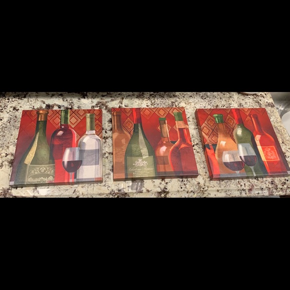 Three piece canvas art. Wine bottle & glasses. - Picture 4 of 4